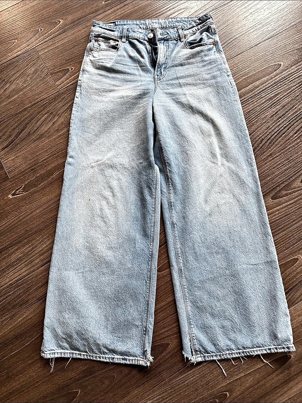 American Eagle Super High Rise Wide Leg Jeans